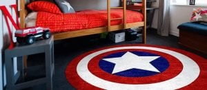 karpet karakter perisai captain america pada kamar tidur anak