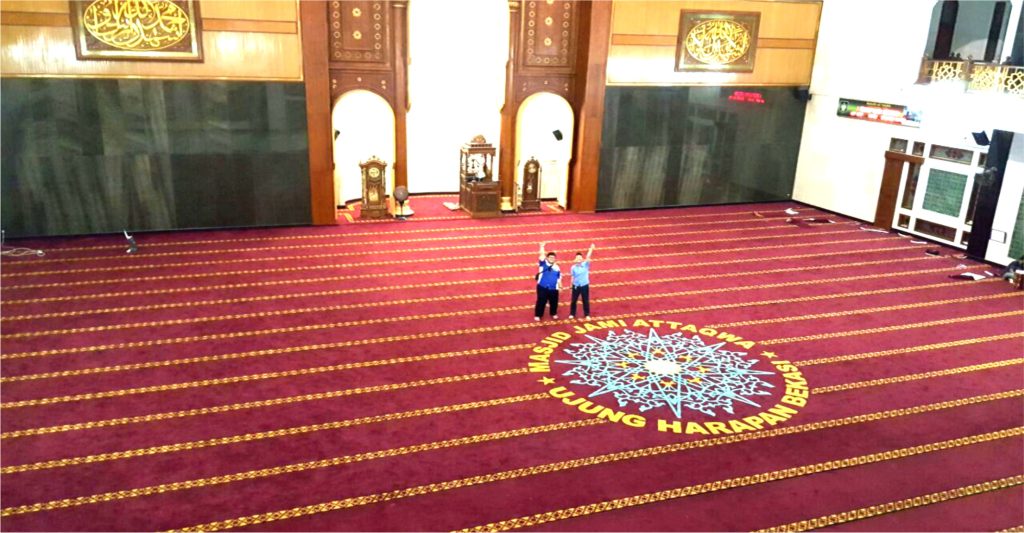 karpet masjid at-taqwa