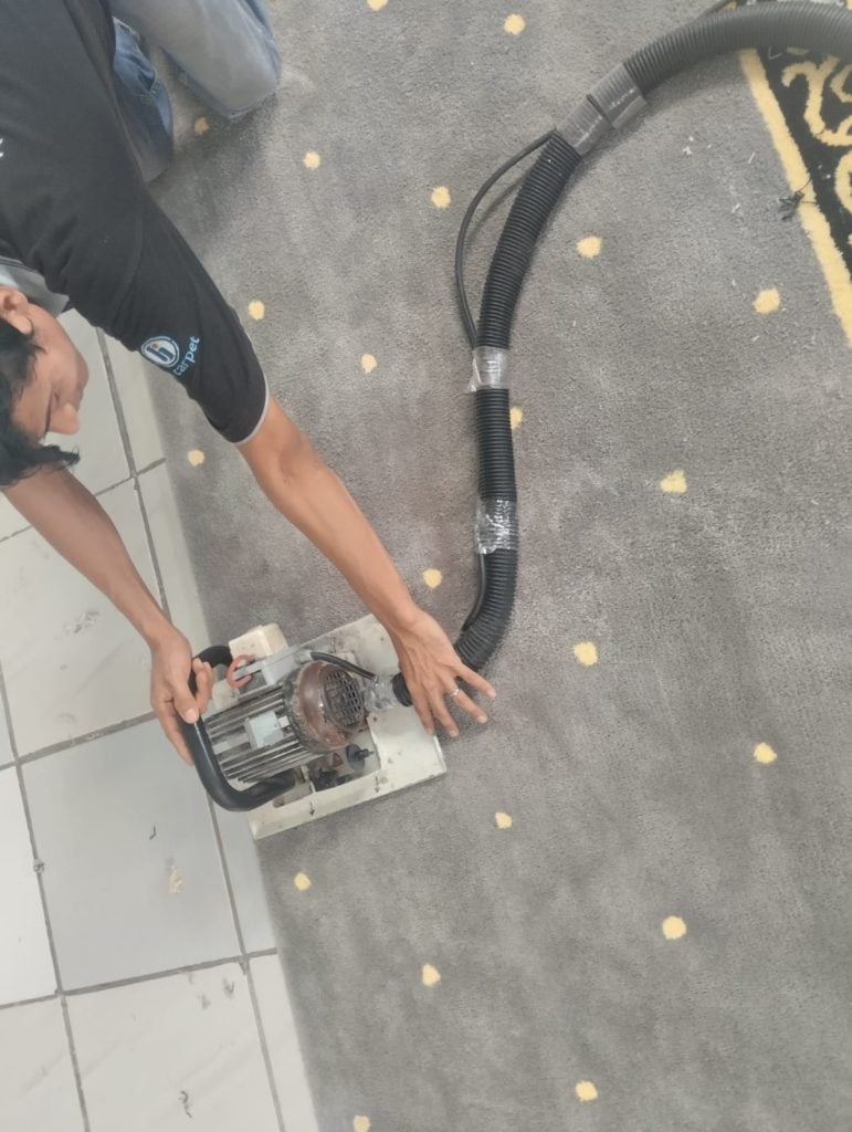 kenapa harus karpet custom