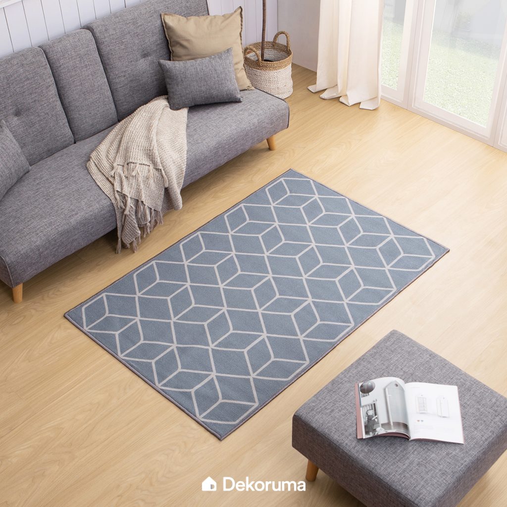 Karpet Sentuhan Hangat
